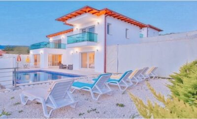 James 5 – with Private Pool