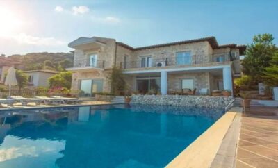 La Moda – with Private Pool